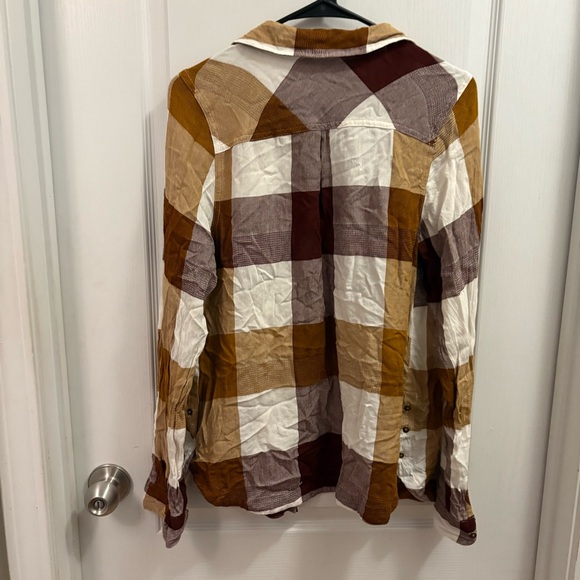 Maurices fall colored flannel shirt - Picture 4 of 4